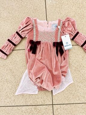 Petite Maison Kids Renaissance 3M Pink Velvet Bubble Romper NWT Jeweled Bows